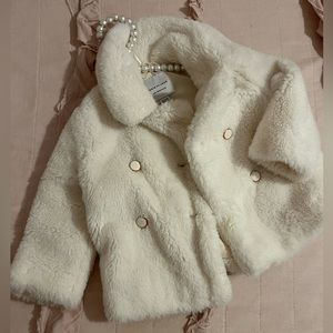 Janie and jack fax fur coat for girl, size 12-18 months.